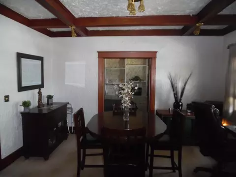 Dining - 815 Wildwood Ave, Jackson, MI 49202 photo 1 of 2