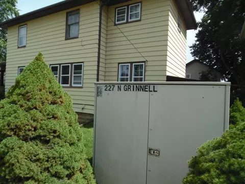 Exterior - 815 Wildwood Ave, Jackson, MI 49202 photo 2 of 8