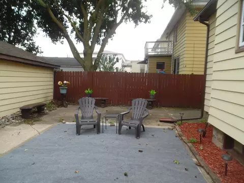 Exterior - 815 Wildwood Ave, Jackson, MI 49202 photo 4 of 8