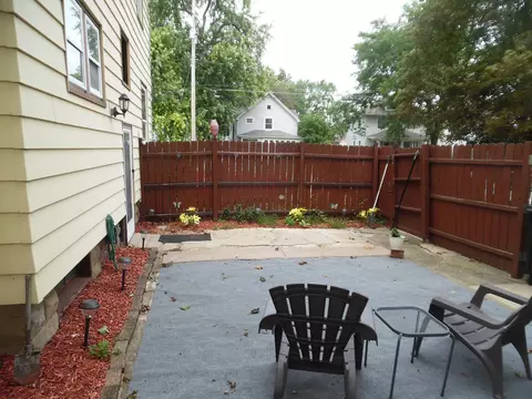 Exterior - 815 Wildwood Ave, Jackson, MI 49202 photo 7 of 8