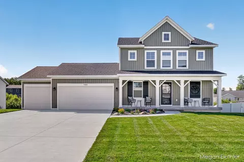7504 Shorewood St, Allendale, MI 49401