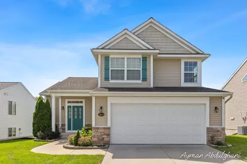 3644 Merrimont Ct SE, Kentwood, MI 49512