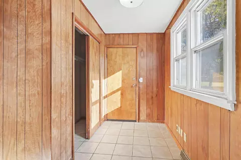 Entry Way - 1365 Eagle St, Niles, MI 49120 photo 1 of 1