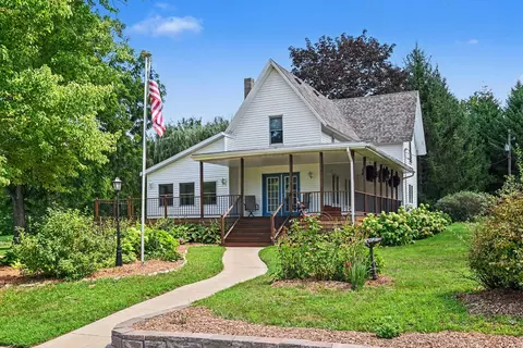 45054 County Road 380, Bloomingdale, MI 49026