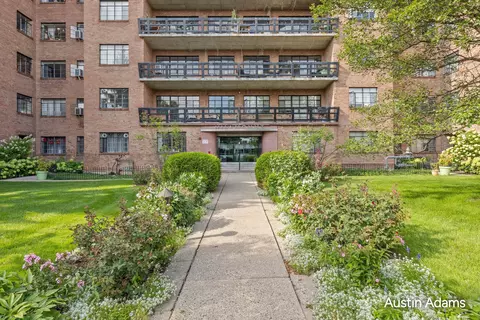505 Cherry St SE #404, Grand Rapids, MI 49503
