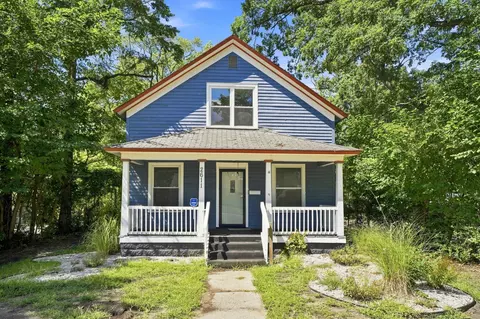 2611 Wood St, Muskegon Heights, MI 49444