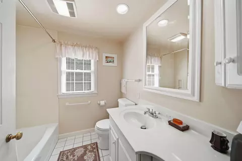 Bath - 710 S Webster St, Jackson, MI 49203 photo 2 of 2