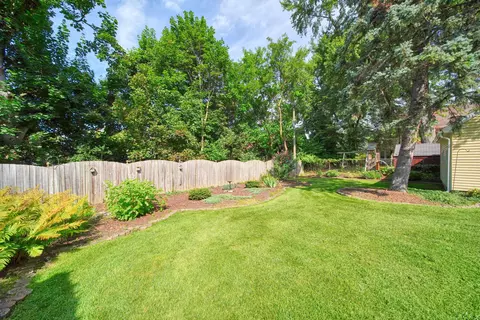 Exterior - 710 S Webster St, Jackson, MI 49203 photo 10 of 11