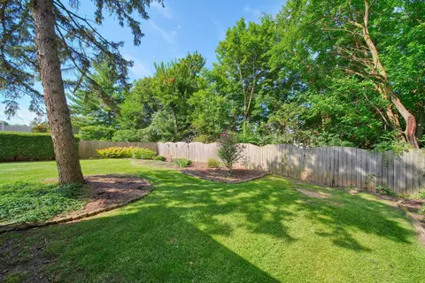 Exterior - 710 S Webster St, Jackson, MI 49203 photo 11 of 11