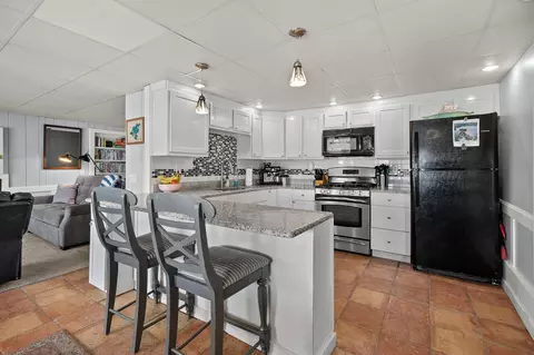 Kitchen - 10861 Long Point Dr, Plainwell, MI 49080 photo 3 of 6