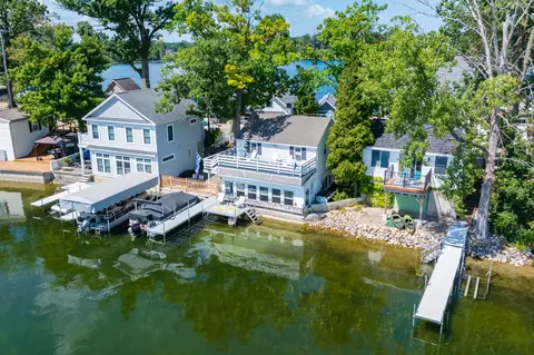 View/Area - 10861 Long Point Dr, Plainwell, MI 49080 photo 9 of 14