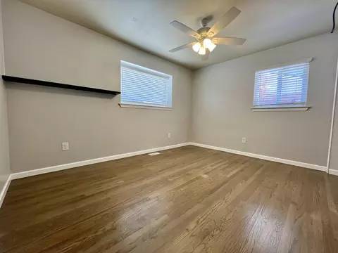 Bedroom - 19342 Coventry Dr, Riverview, MI 48193 photo 1 of 4