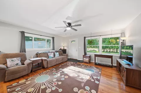 Living - 5329 Spring Arbor Rd, Jackson, MI 49201 photo 1 of 1