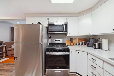 Kitchen - 5329 Spring Arbor Rd, Jackson, MI 49201 photo 3 of 3
