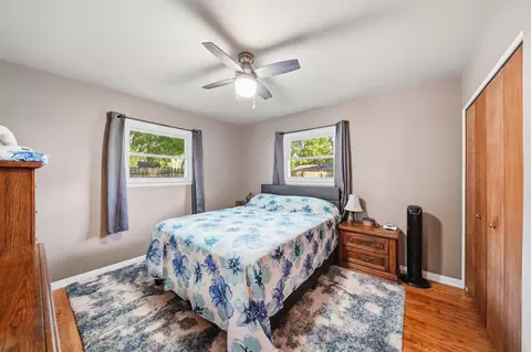 Bedroom - 5329 Spring Arbor Rd, Jackson, MI 49201 photo 2 of 3