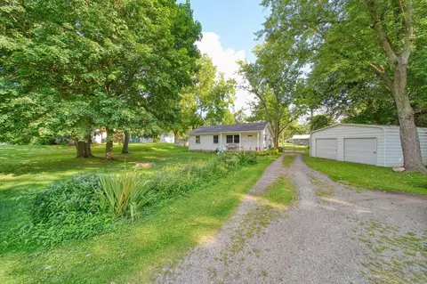 Exterior - 5329 Spring Arbor Rd, Jackson, MI 49201 photo 1 of 12