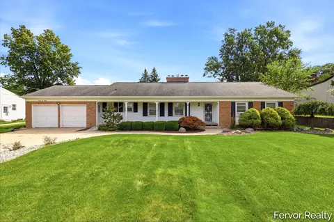 3520 Chamberlain Ave SE, Grand Rapids, MI 49508