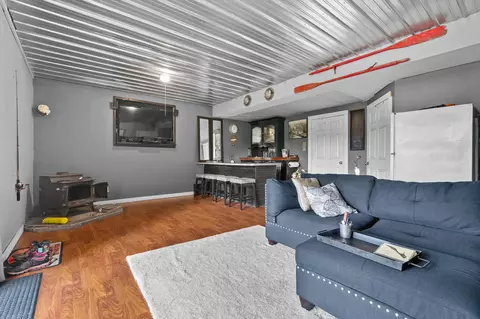 Living - 12405 Oak Ridge Rd, Plainwell, MI 49080 photo 6 of 6