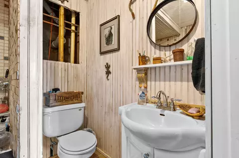 Bath - 12405 Oak Ridge Rd, Plainwell, MI 49080 photo 6 of 6