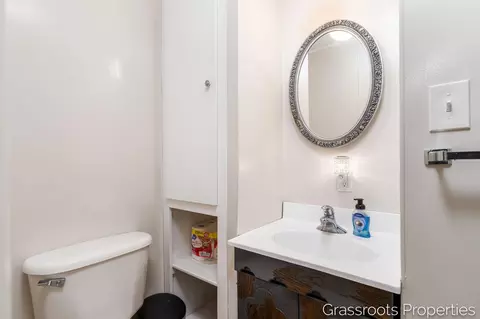 Bath - 6196 W Sidney Rd, Sidney, MI 48885 photo 2 of 3