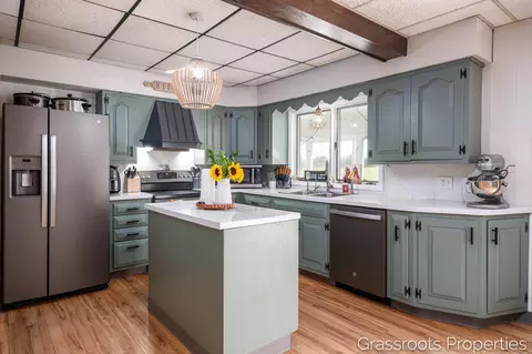 Kitchen - 6196 W Sidney Rd, Sidney, MI 48885 photo 1 of 3