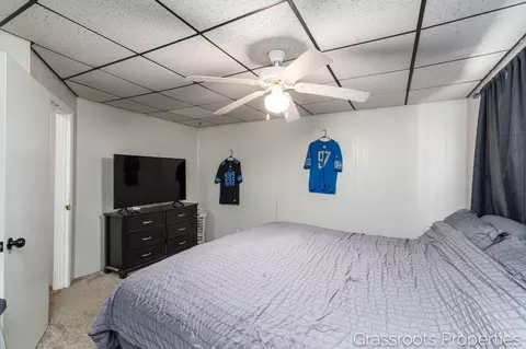 Bedroom - 6196 W Sidney Rd, Sidney, MI 48885 photo 2 of 4