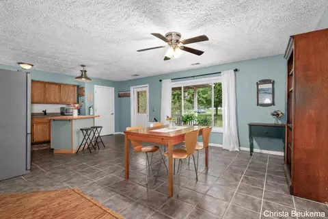 Dining - 88 E Parmeter Rd, Ionia, MI 48846 photo 2 of 2