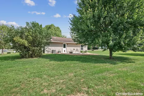 Exterior - 88 E Parmeter Rd, Ionia, MI 48846 photo 5 of 10