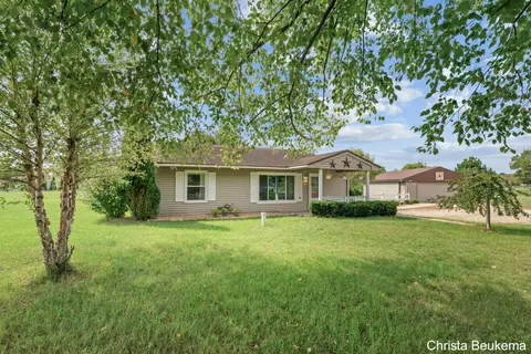 Exterior - 88 E Parmeter Rd, Ionia, MI 48846 photo 2 of 10