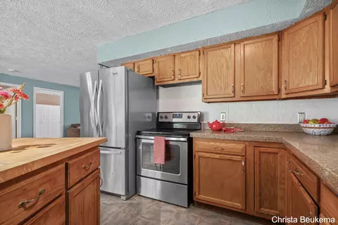 Kitchen - 88 E Parmeter Rd, Ionia, MI 48846 photo 3 of 3