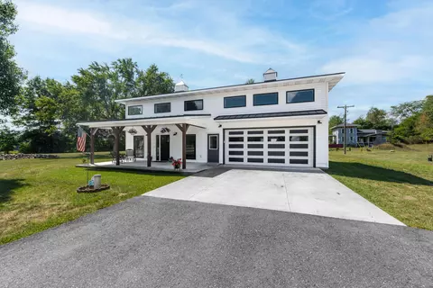 Exterior - 10268 Graham Rd, Plainwell, MI 49080 photo 10 of 10