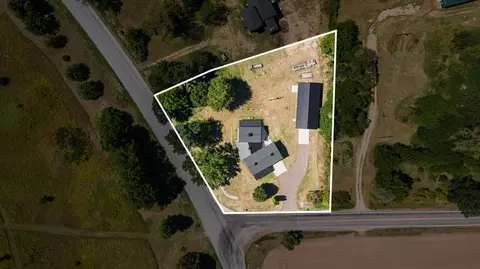 View/Area - 10268 Graham Rd, Plainwell, MI 49080 photo 3 of 4