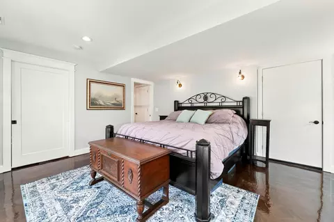 Bedroom - 10268 Graham Rd, Plainwell, MI 49080 photo 2 of 6