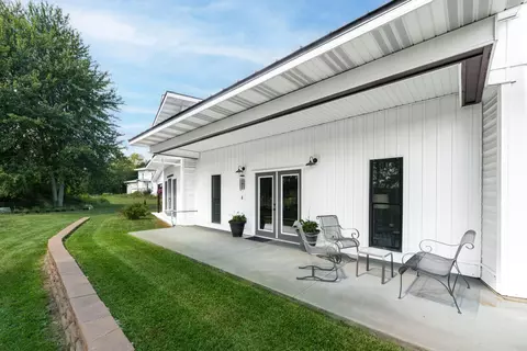 Exterior - 10268 Graham Rd, Plainwell, MI 49080 photo 6 of 10