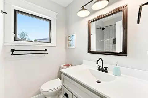 Bath - 10268 Graham Rd, Plainwell, MI 49080 photo 5 of 5