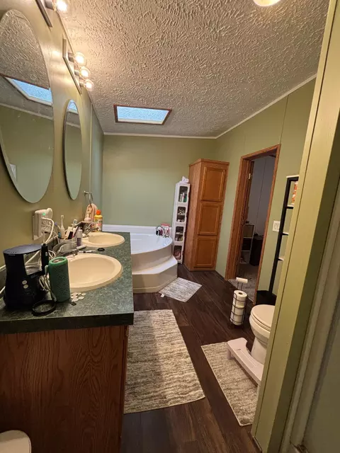 Bath - 2905 E Jackson Rd, Walkerville, MI 49459 photo 6 of 8