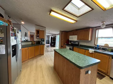 Kitchen - 2905 E Jackson Rd, Walkerville, MI 49459 photo 2 of 6