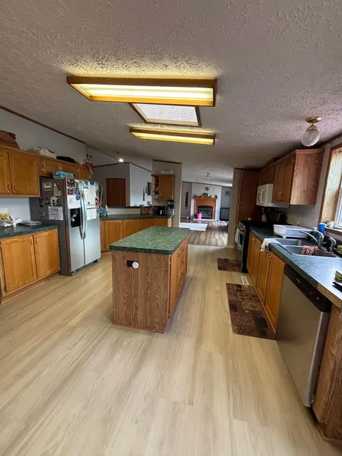 Kitchen - 2905 E Jackson Rd, Walkerville, MI 49459 photo 3 of 6