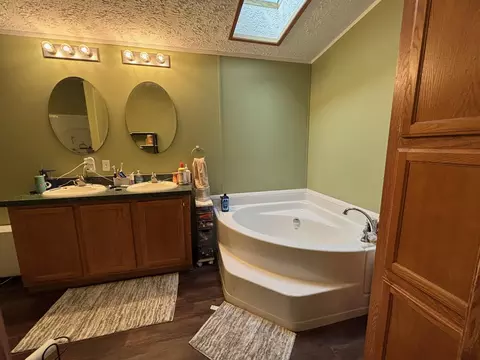 Bath - 2905 E Jackson Rd, Walkerville, MI 49459 photo 2 of 8