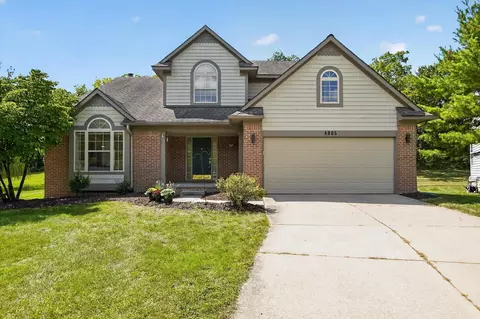 4905 Ravine Ct, Ann Arbor, MI 48105