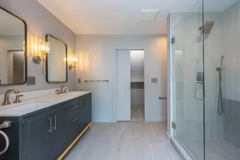 Bath - 2475 Cedar Path, St. Joseph, MI 49085 photo 4 of 10