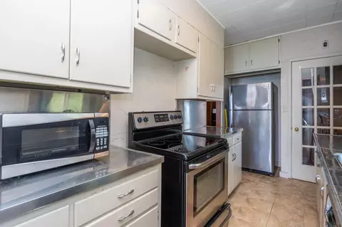 Kitchen - 2475 Cedar Path, St. Joseph, MI 49085 photo 12 of 12