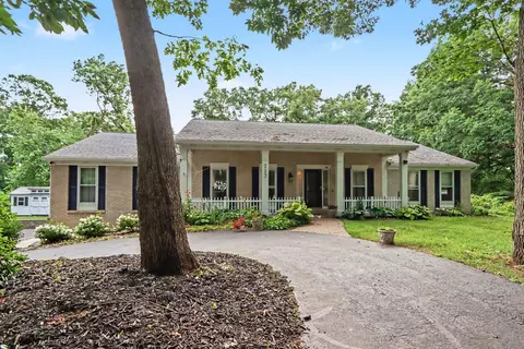 223 Dogwood Trl, Battle Creek, MI 49017