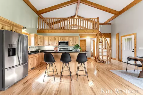 Kitchen - 8977 2 Mile Rd NE, Ada, MI 49301 photo 2 of 5