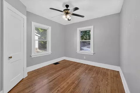 Bedroom - 303 E Prospect St, Jackson, MI 49203 photo 3 of 4