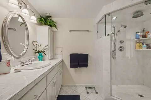Bath - 5075 Spring Ridge Dr NE, Ada, MI 49301 photo 2 of 5