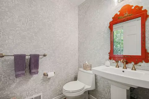 Bath - 5075 Spring Ridge Dr NE, Ada, MI 49301 photo 5 of 5