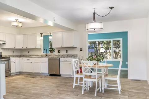 Kitchen - 1411 E Rishel Rd, Sturgis, MI 49091 photo 1 of 5