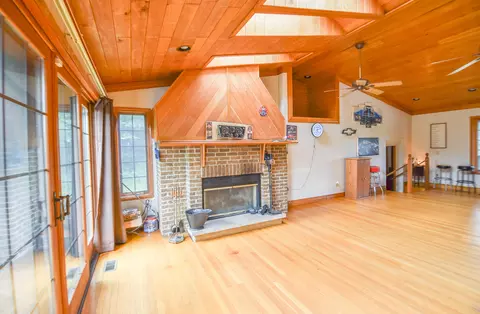 Living - 1085 Wolf Rd, Reading, MI 49274 photo 6 of 6