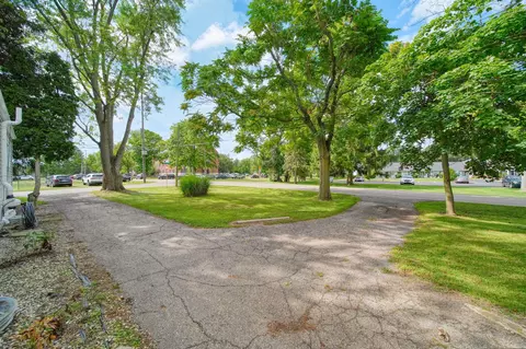 Exterior - 239 Cottage St, Spring Arbor, MI 49283 photo 9 of 10